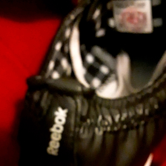 Reebok Easy Tone Exercise Shoes - Picture 7 of 14